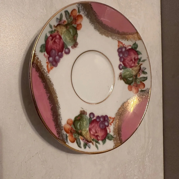 Napco VTG Original Hand Painted Saucer Numbered IYD-256 Fruit Theme 6” Diameter - Picture 2 of 5